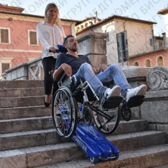 Подъемник для лестниц для инвалидной коляски LG2004